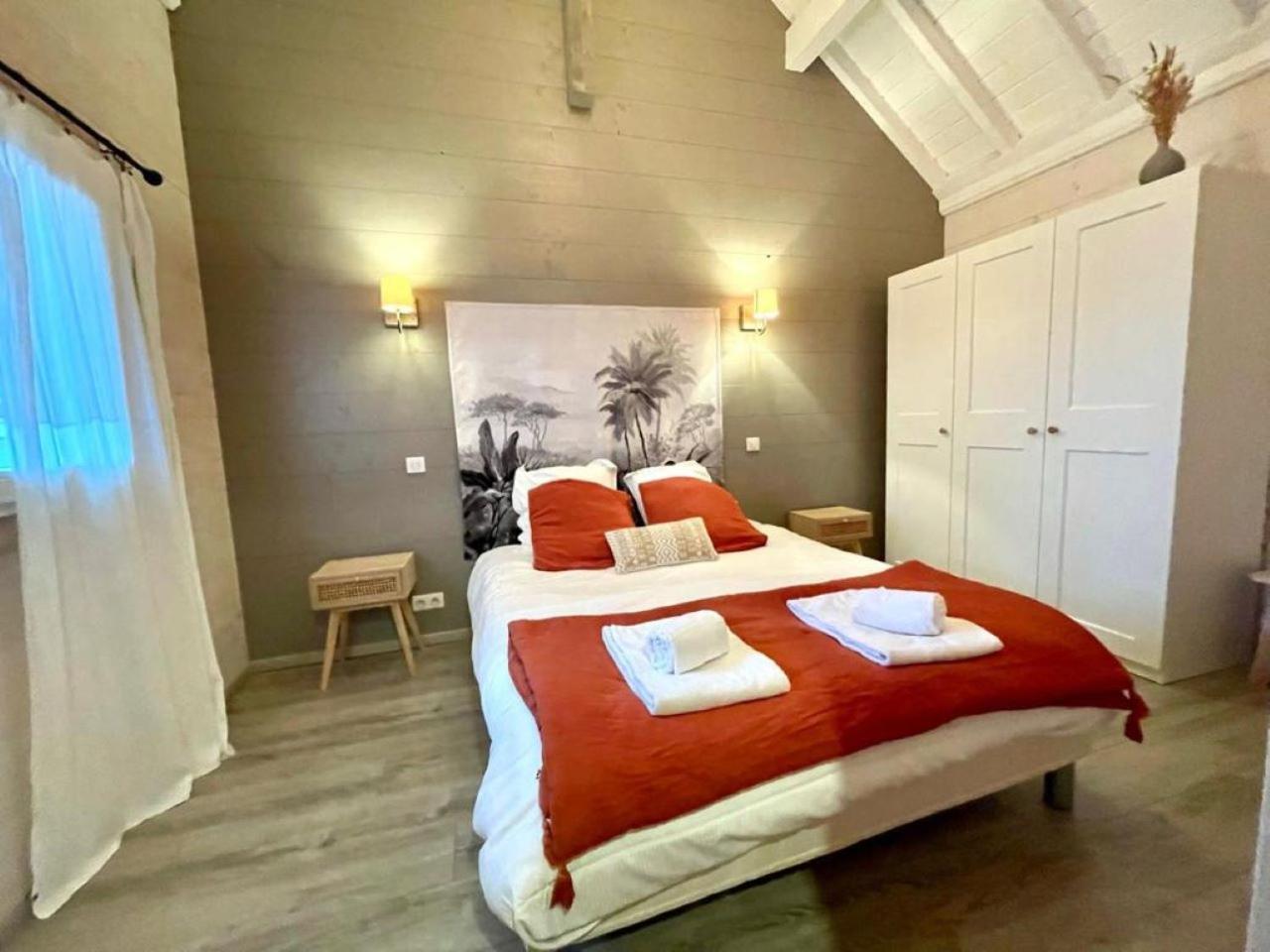 Gite De Mortagne, Chalet Avec Piscine - By Primo C0Nciergerie Gigny-sur-Saone 外观 照片