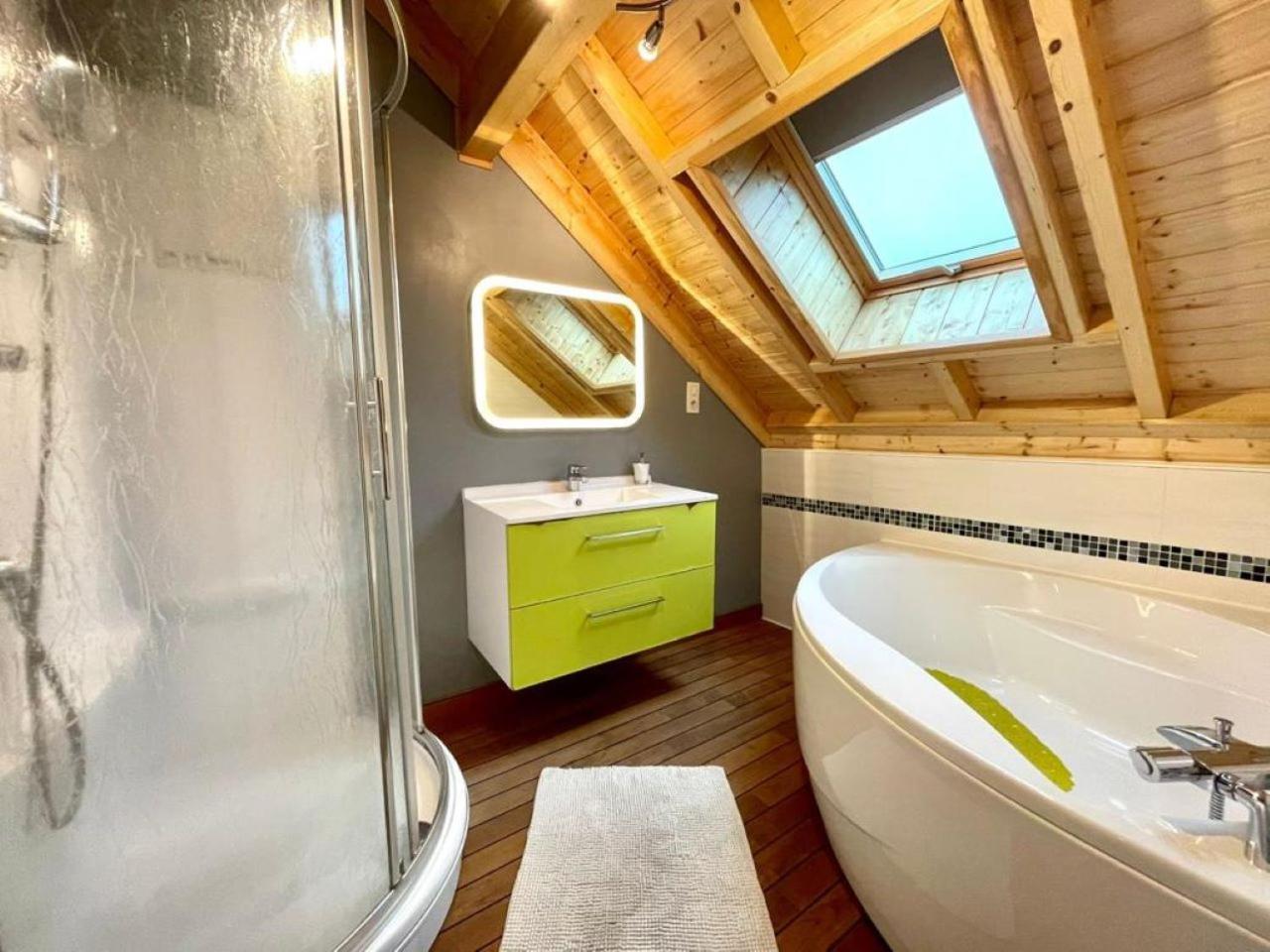 Gite De Mortagne, Chalet Avec Piscine - By Primo C0Nciergerie Gigny-sur-Saone 外观 照片